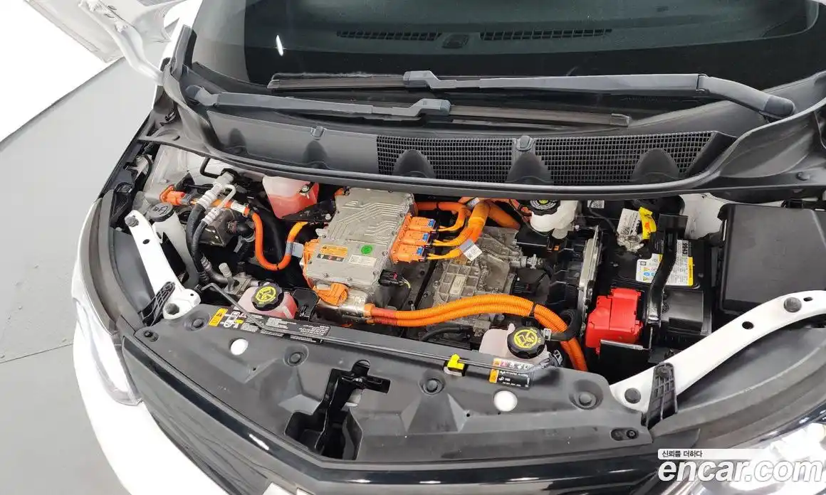 Chevrolet Bolt EV 2020 0.2 гидро, фото 6