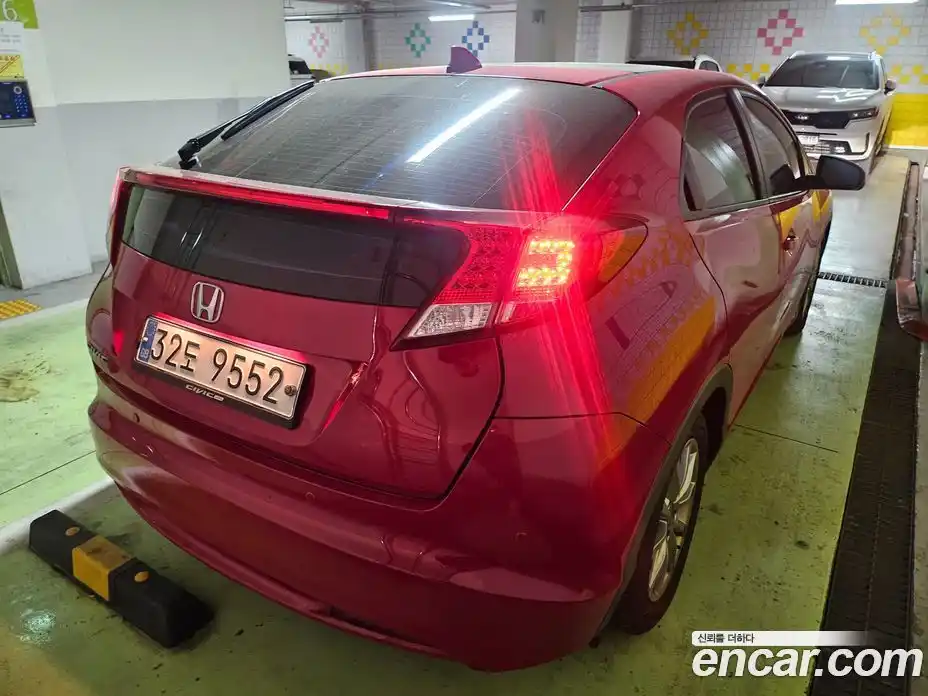 Honda Civic 2013 1.8 автомат (гидро), фото 12