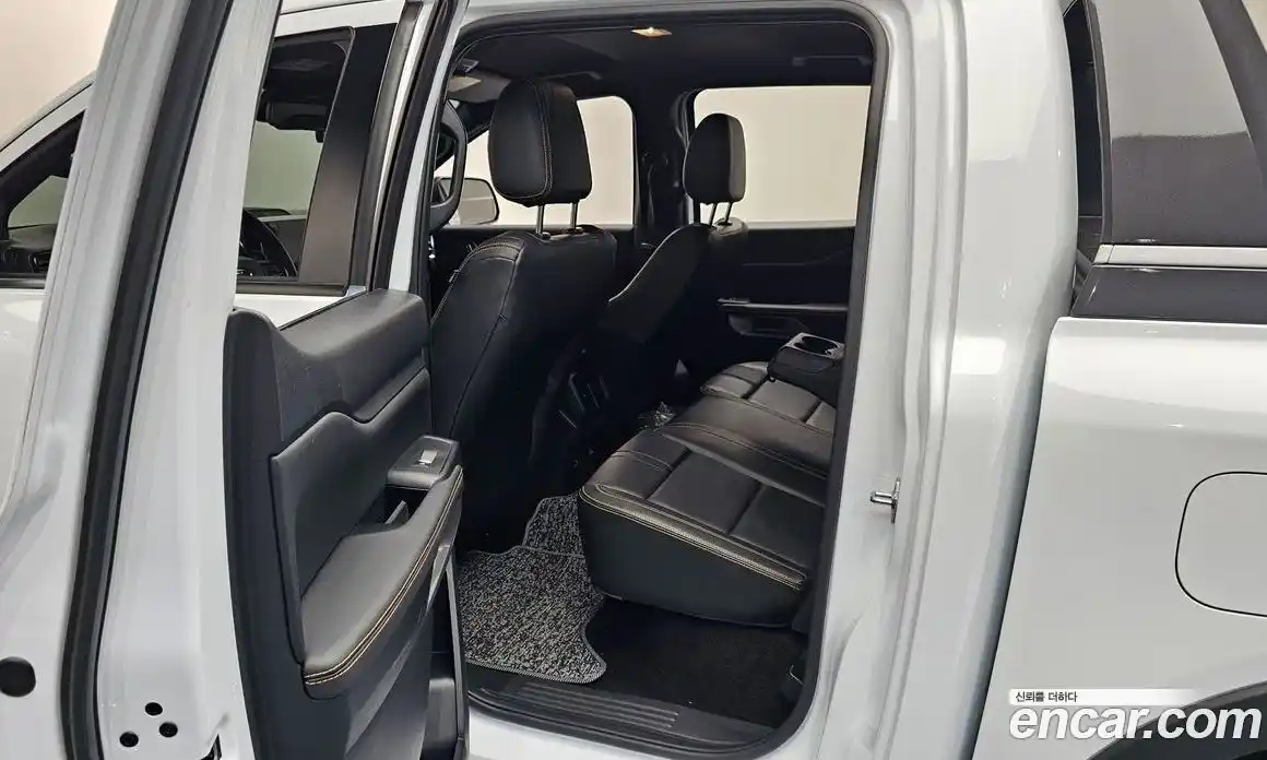 Ford Ranger 2023 2.0 автомат (гидро), фото 11
