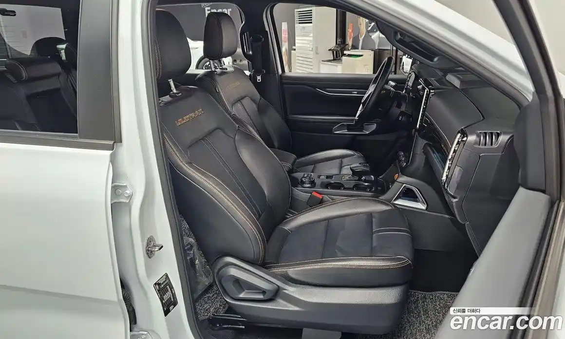 Ford Ranger 2023 2.0 автомат (гидро), фото 12