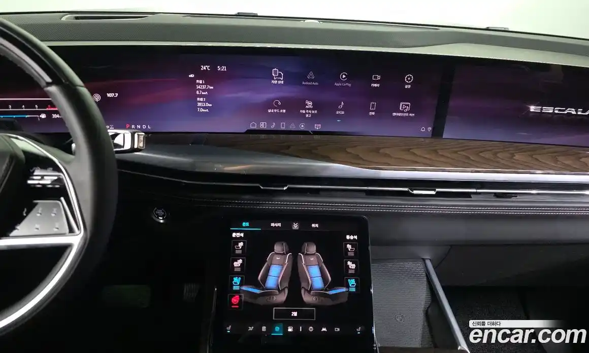 Cadillac Escalade 2025 6.2 гидро, фото 20