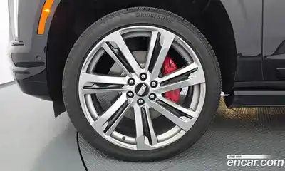 Cadillac Escalade 2025 6.2 гидро, миниатюра 5