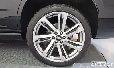 Cadillac Escalade 2025 6.2 гидро, миниатюра 7