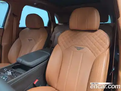 Bentley Bentayga 2021 4.0 гидро, миниатюра 10