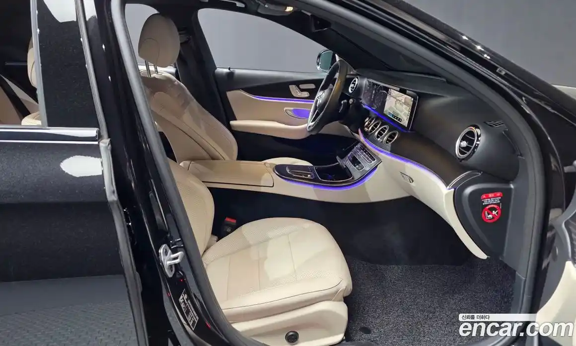 Mercedes-Benz E-Class 2023 2.0 гидро, фото 17