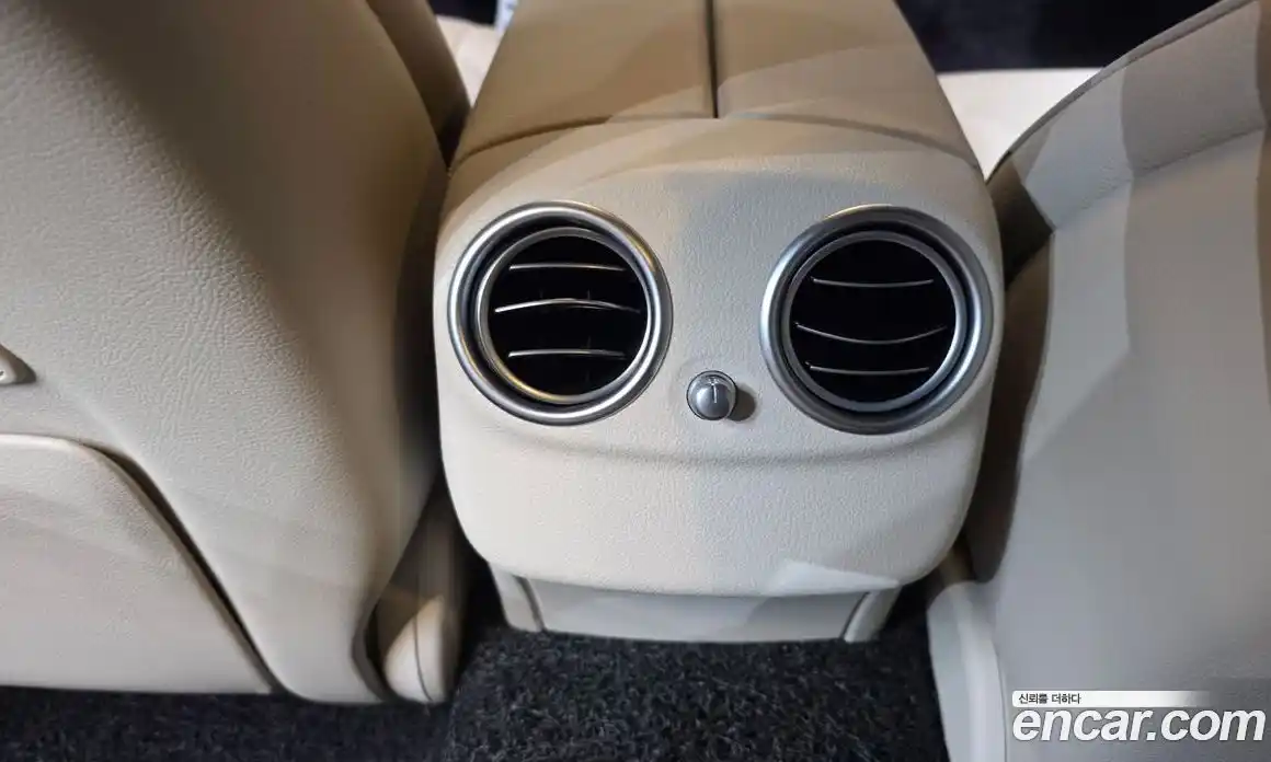 Mercedes-Benz E-Class 2023 2.0 гидро, фото 37