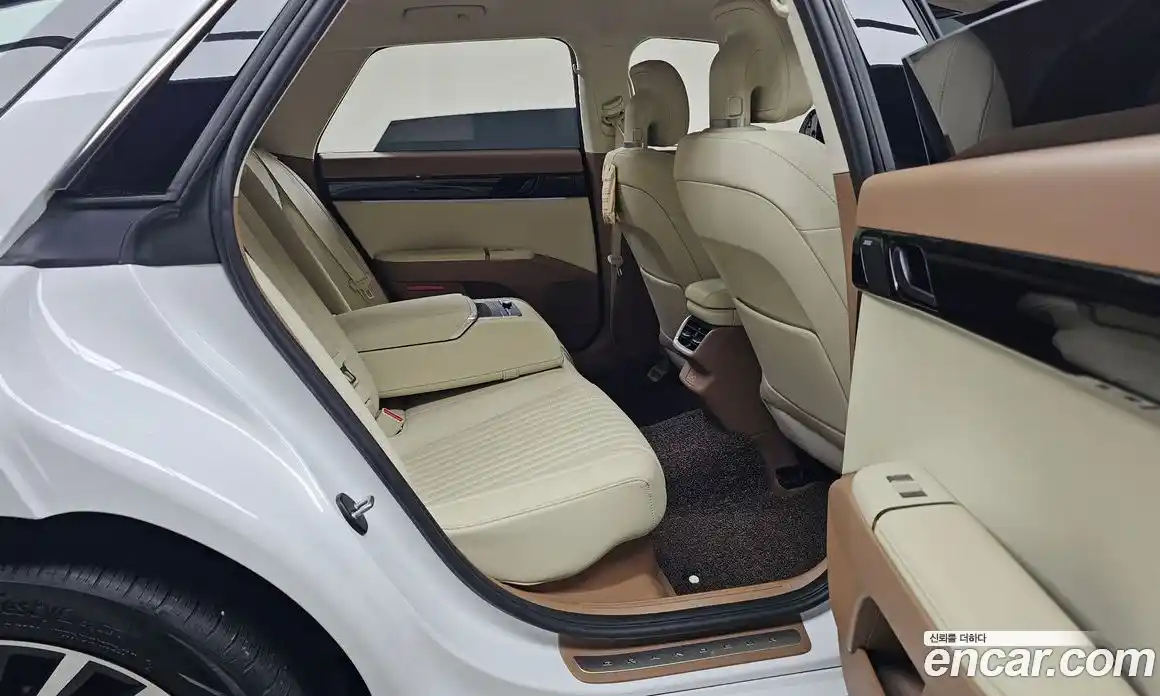 Hyundai Grandeur 2025 1.6 автомат (гидро), фото 17