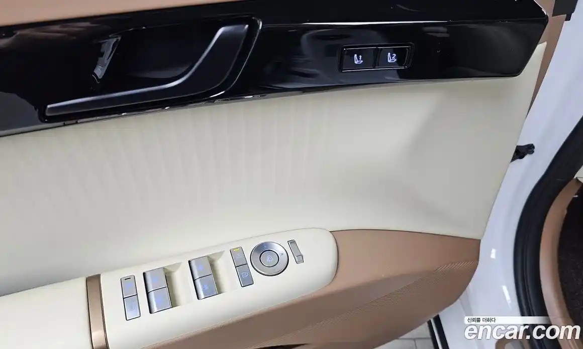 Hyundai Grandeur 2025 1.6 автомат (гидро), фото 28