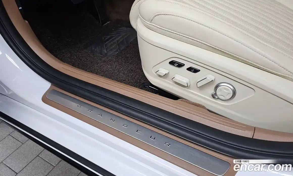 Hyundai Grandeur 2025 1.6 автомат (гидро), фото 29