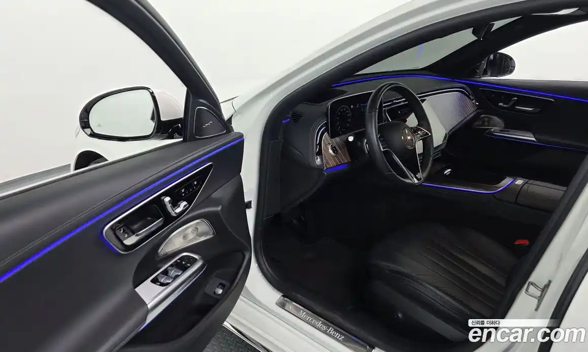 Mercedes-Benz E-Class 2024 2.0 гидро, фото 13