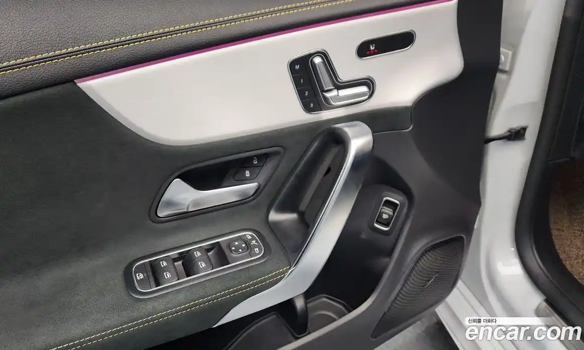 Mercedes-Benz CLA-Class 2023 2.0 гидро, фото 27