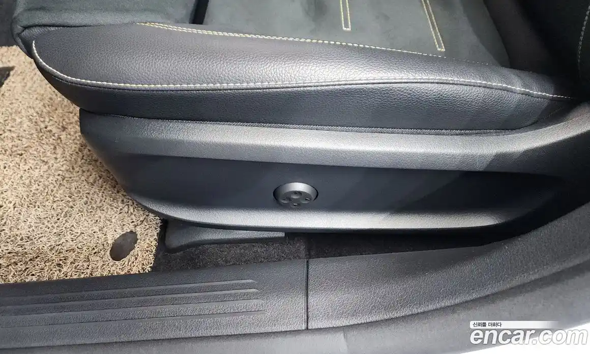Mercedes-Benz CLA-Class 2023 2.0 гидро, фото 31