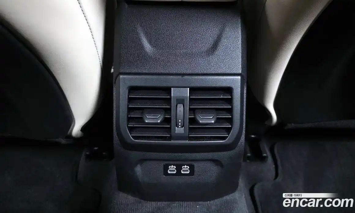 BMW 1-Series 2025 2.0 гидро, фото 16