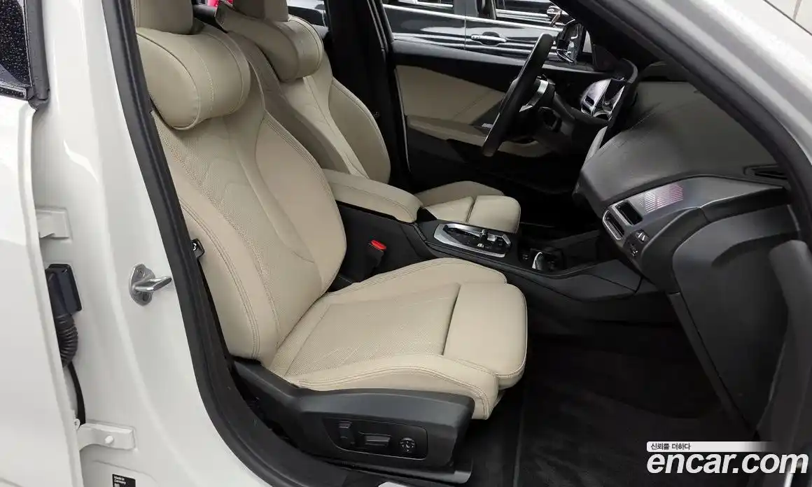 BMW 1-Series 2025 2.0 гидро, фото 17