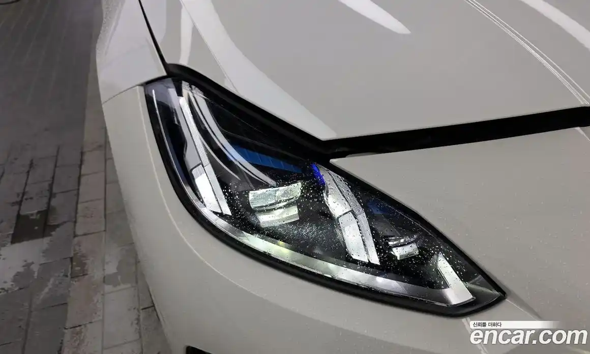 BMW 1-Series 2025 2.0 гидро, фото 8