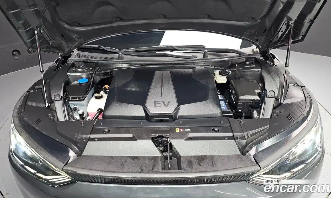 Kia EV6 2022 0.1 гидро, фото 6