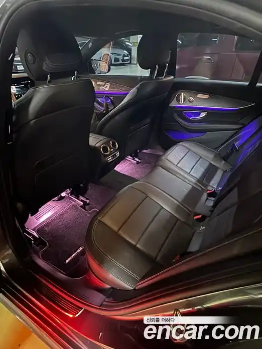 Mercedes-Benz E-Class 2023 2.0 гидро, фото 13