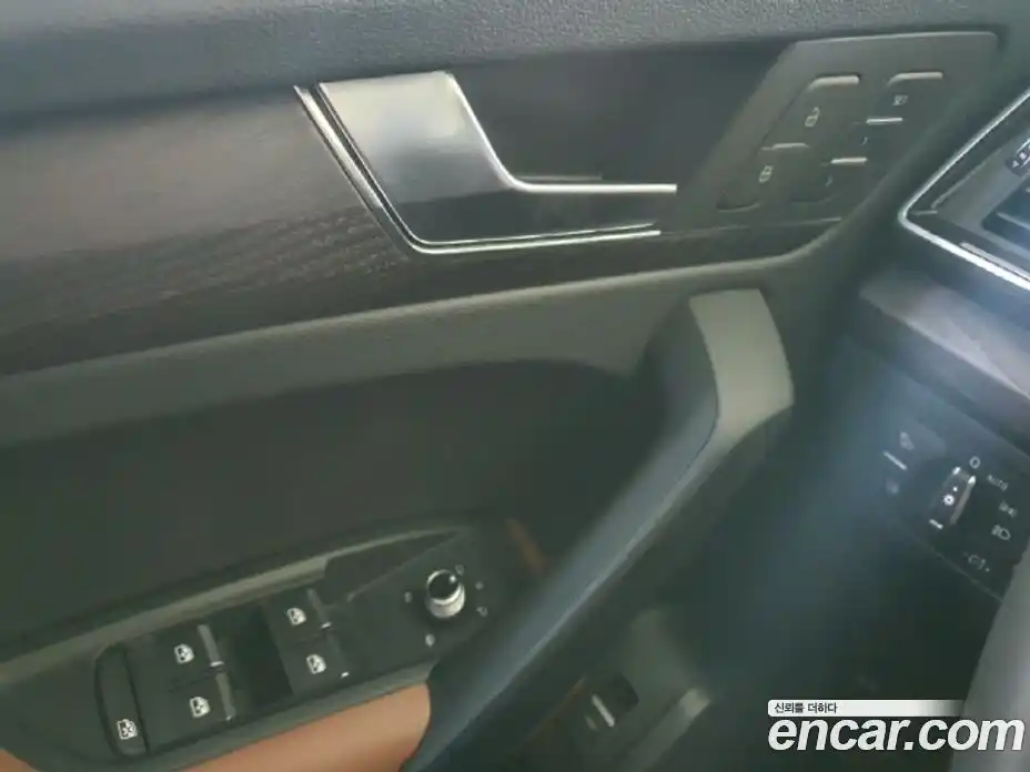 Audi Q5 2023 2.0 гидро, фото 17