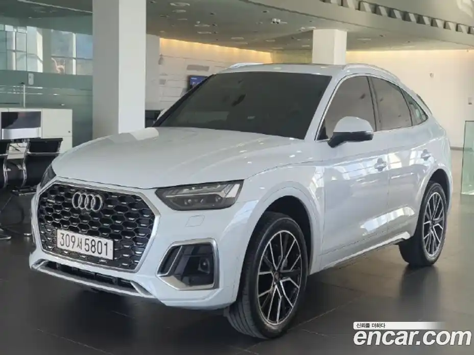 Audi Q5 2023 2.0 гидро, фото 3