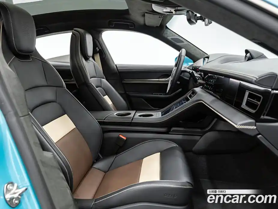 Porsche Taycan 2025 0.1 автомат (гидро), фото 14