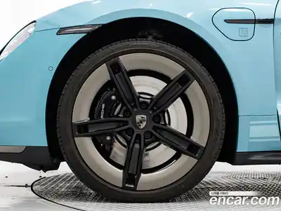 Porsche Taycan 2025 0.1 автомат (гидро), миниатюра 5