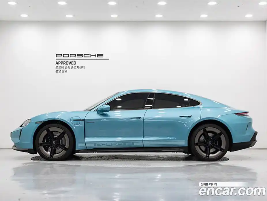 Porsche Taycan 2025 0.1 автомат (гидро), фото 6