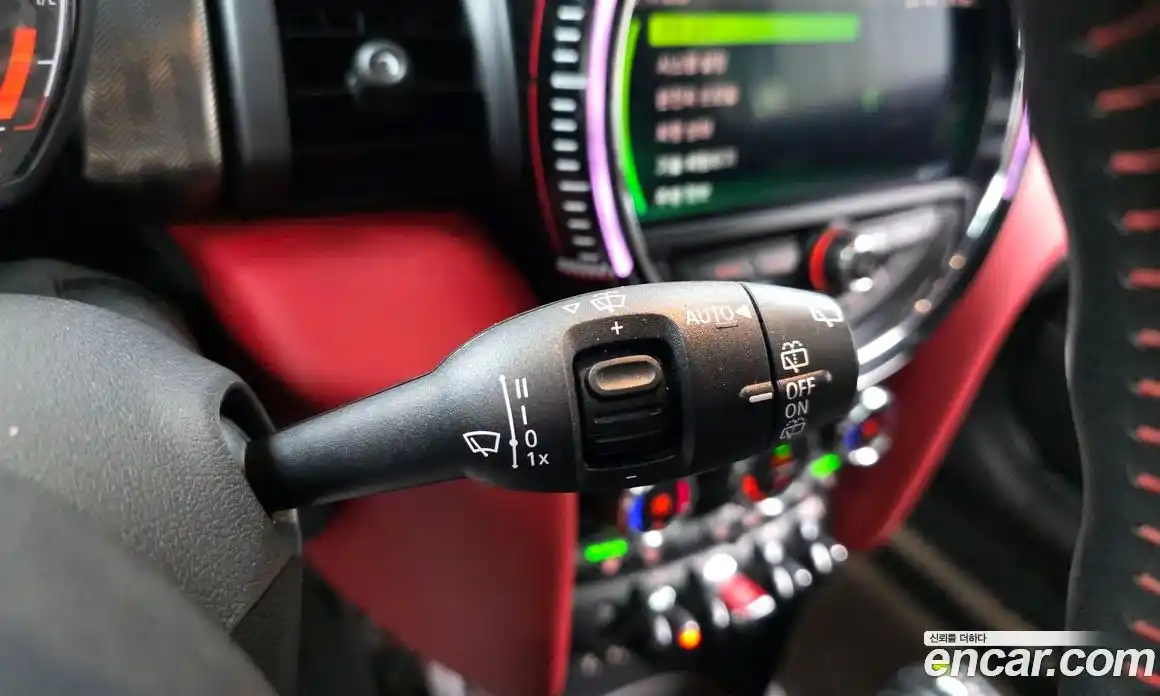 Mini Cooper 2019 2.0 автомат (гидро), фото 26