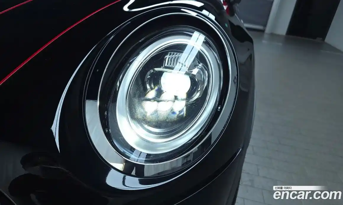 Mini Cooper 2019 2.0 автомат (гидро), фото 8