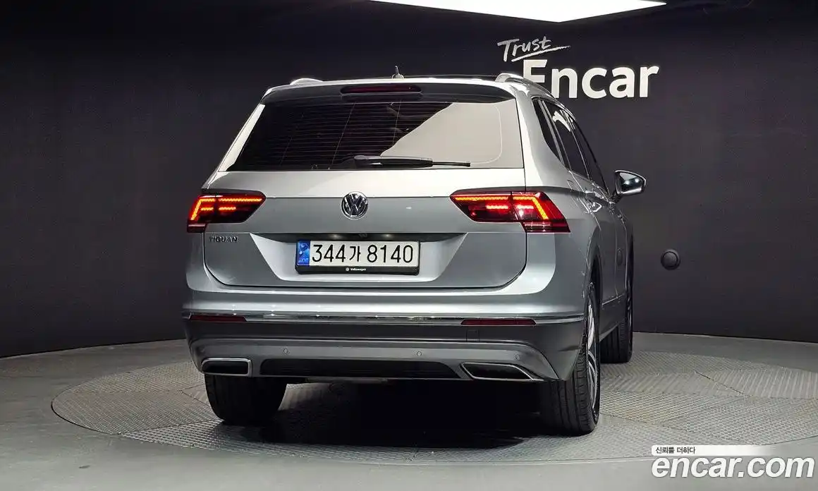 Volkswagen Tiguan 2020 2.0 автомат (гидро), фото 4