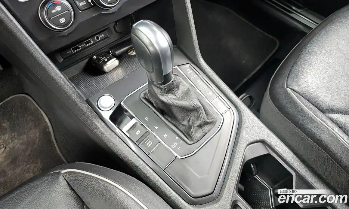Volkswagen Tiguan 2020 2.0 автомат (гидро), фото 9
