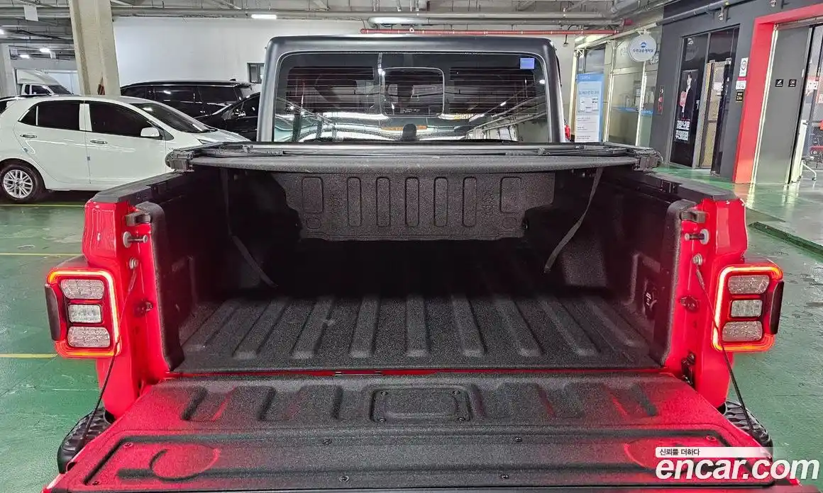 Jeep Gladiator 2021 3.6 автомат (гидро), фото 18