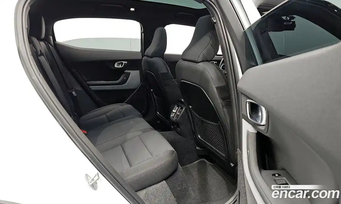 Polestar Polestar 2 2023 0.2 гидро, фото 18