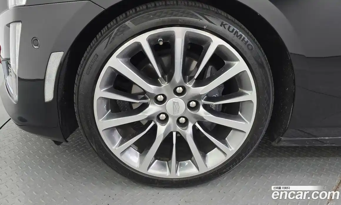 Cadillac CTS 2018 2.0 гидро, фото 5
