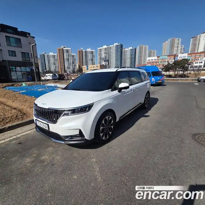 Kia Carnival 2023 2.2 автомат (гидро), фото 13