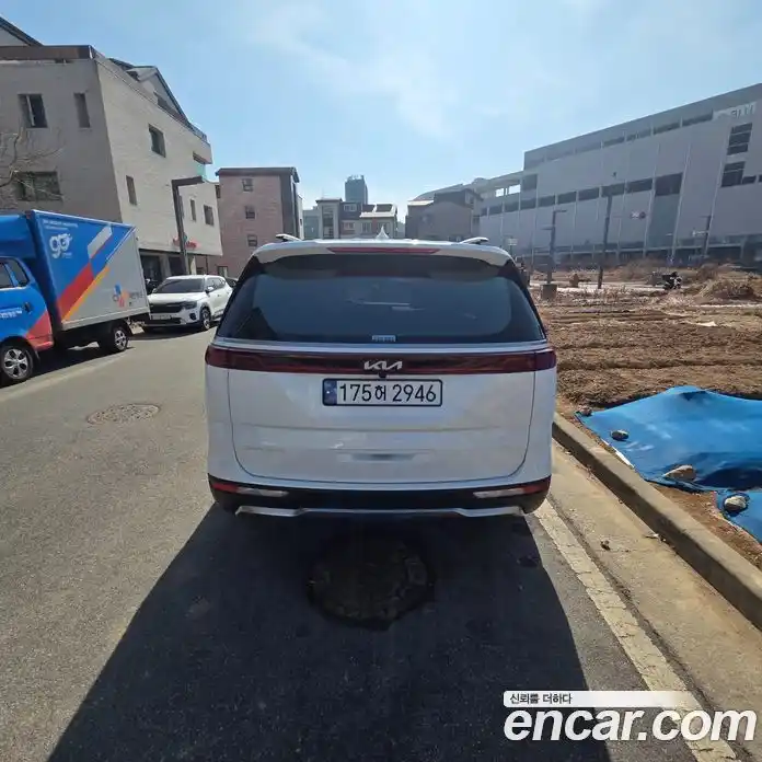 Kia Carnival 2023 2.2 автомат (гидро), фото 4
