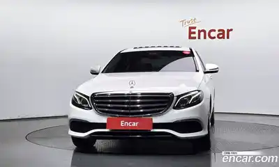 Mercedes-Benz E-Class 2020 1.9 автомат (гидро), миниатюра 3