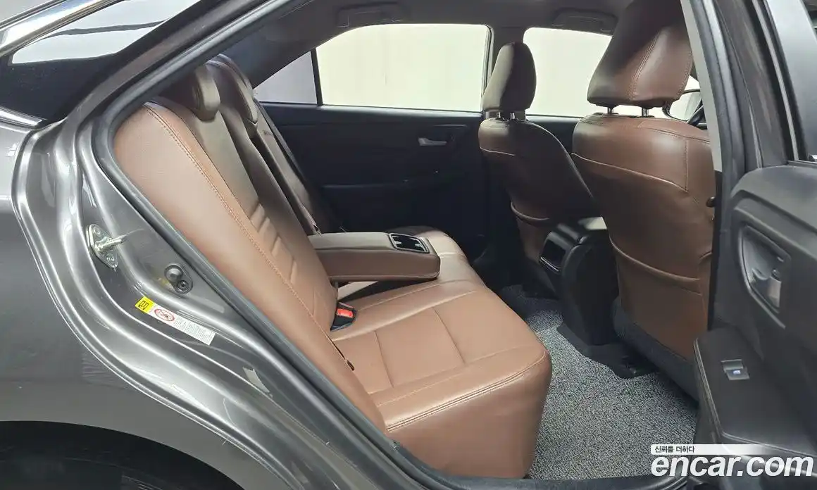 Toyota Camry 2016 2.5 гидро, фото 12