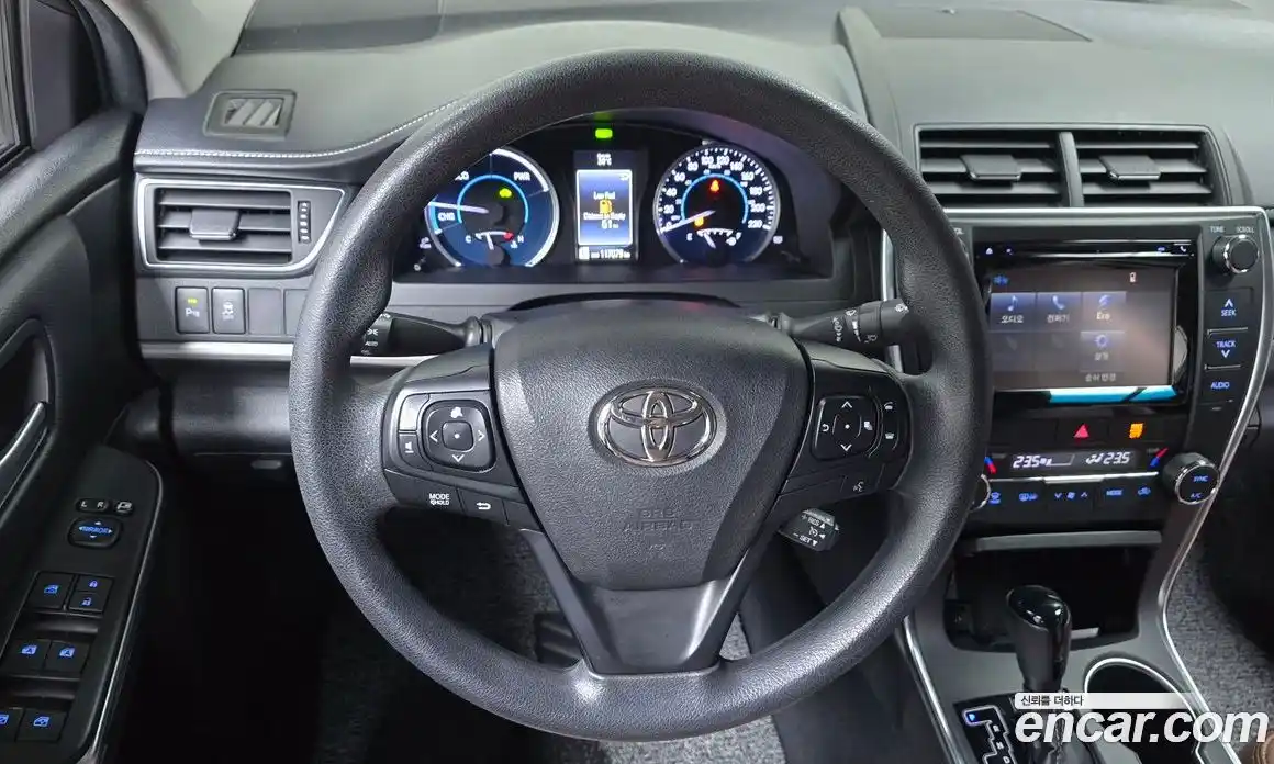 Toyota Camry 2016 2.5 гидро, фото 13
