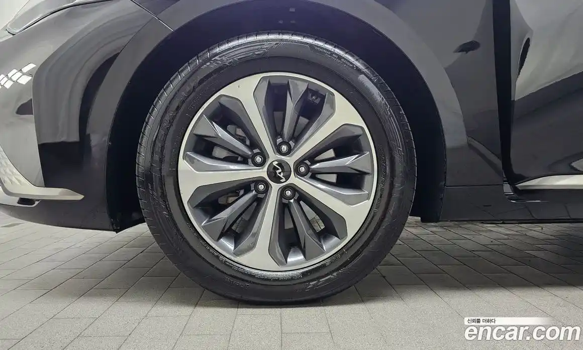 Kia K8 2024 1.6 гидро, фото 5