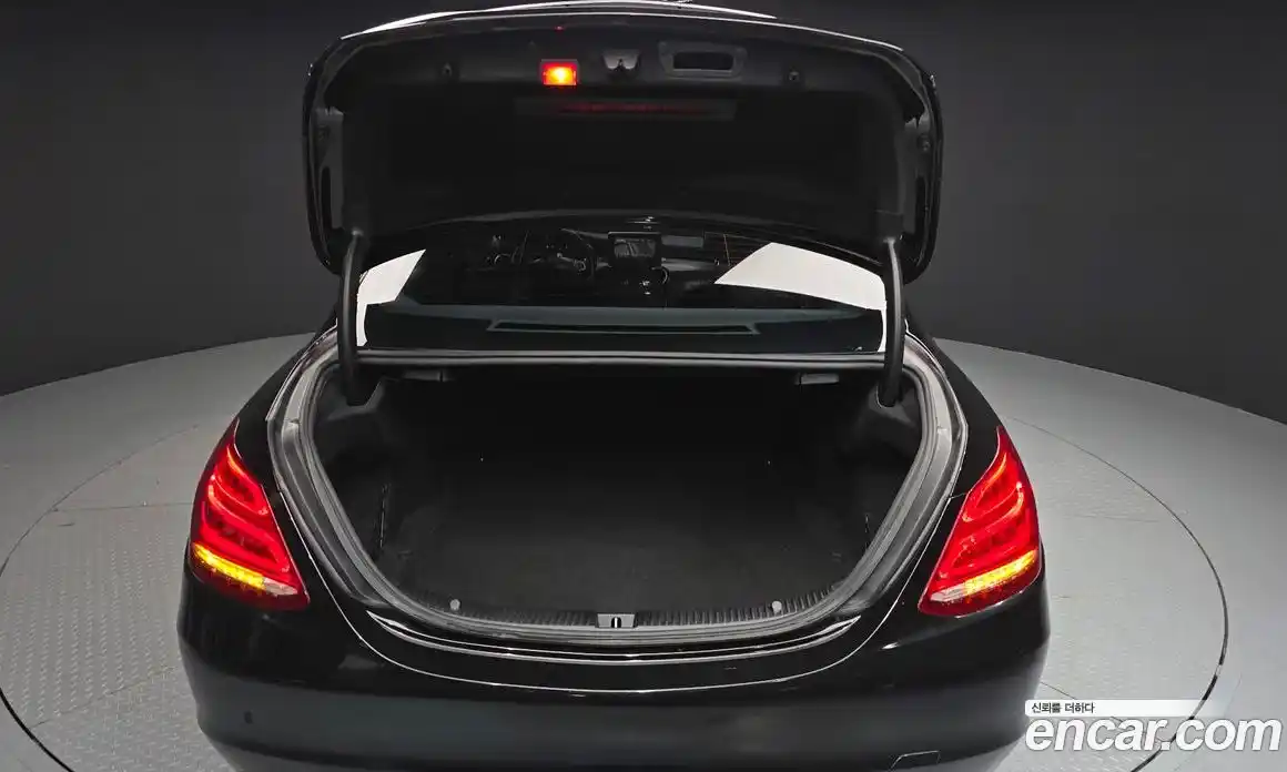 Mercedes-Benz C-Class 2018 2.1 гидро, фото 26