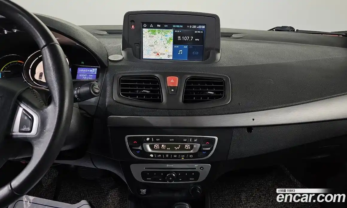 Renault SM3 2020 0.1 гидро, фото 17