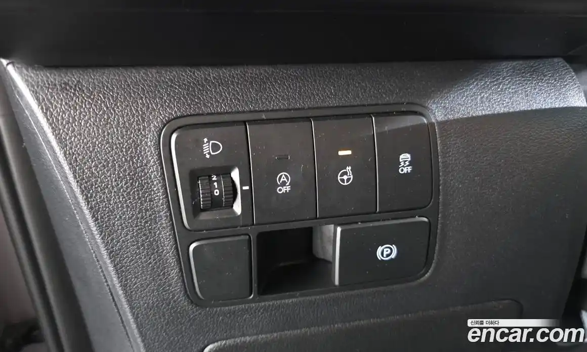 Hyundai Staria 2024 2.2 гидро, фото 13