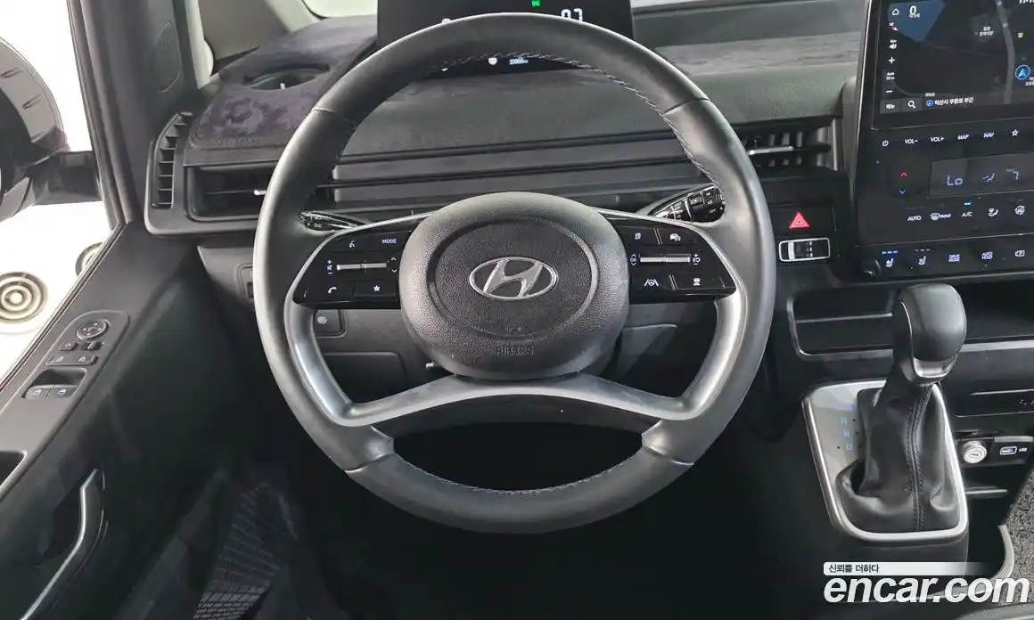 Hyundai Staria 2024 2.2 гидро, фото 14