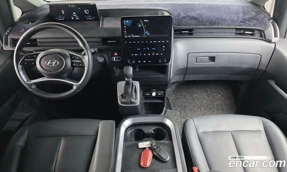 Hyundai Staria 2024 2.2 гидро, фото 7