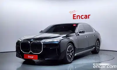 BMW 7-Series, 2025