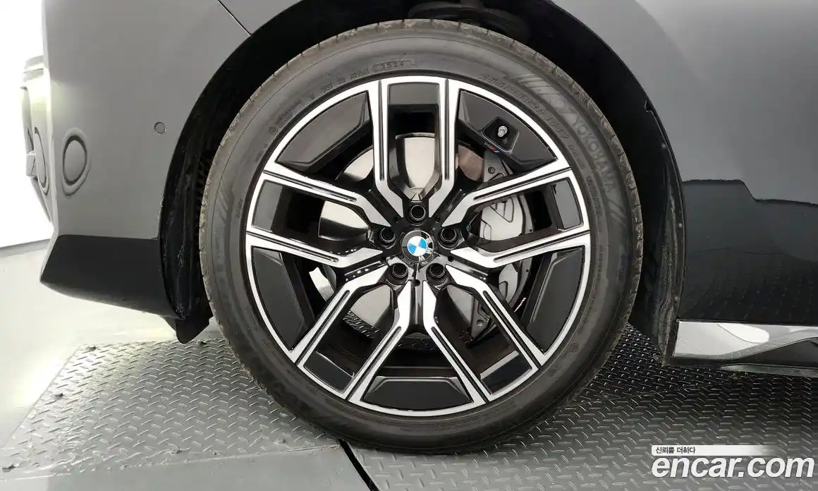 BMW 7-Series 2025 3.0 гидро, фото 5