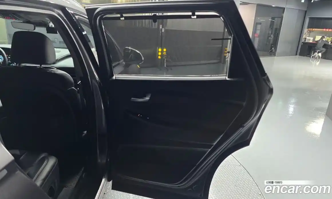 Hyundai Santa Fe 2023 2.5 гидро, фото 15