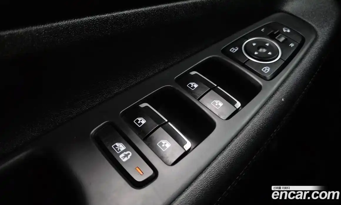 Hyundai Santa Fe 2023 2.5 гидро, фото 28