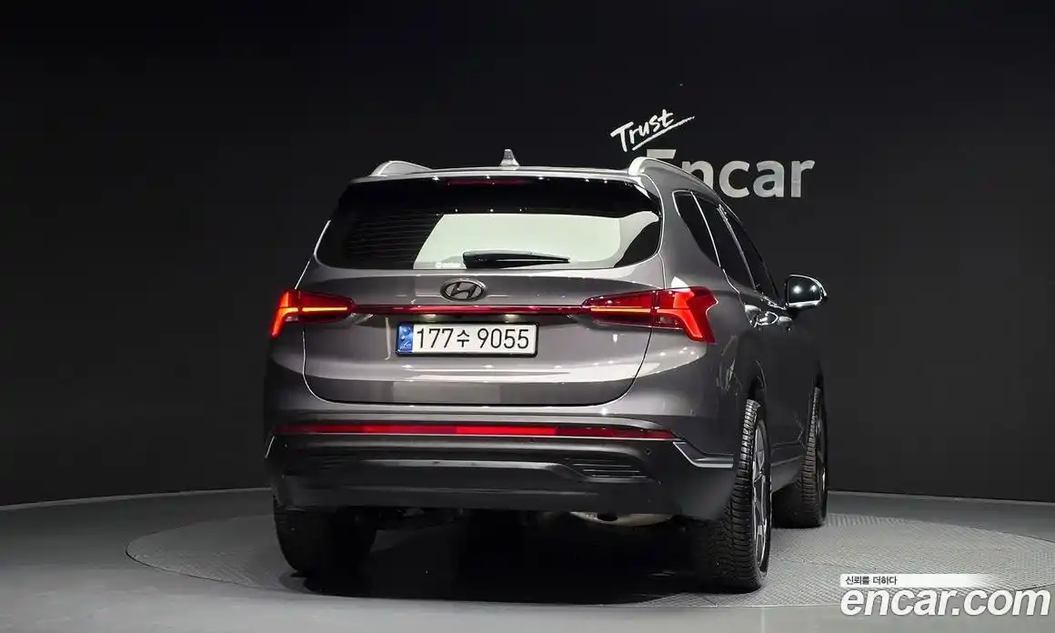 Hyundai Santa Fe 2023 2.5 гидро, фото 4