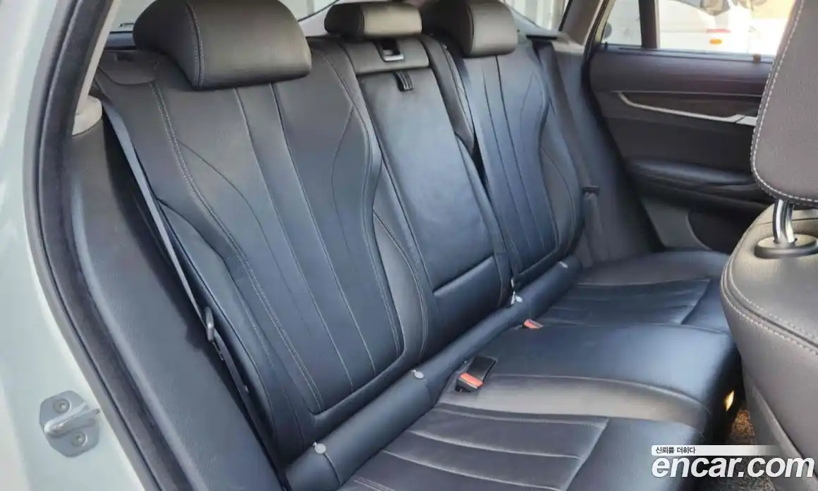 BMW X6 2018 3.0 гидро, фото 9